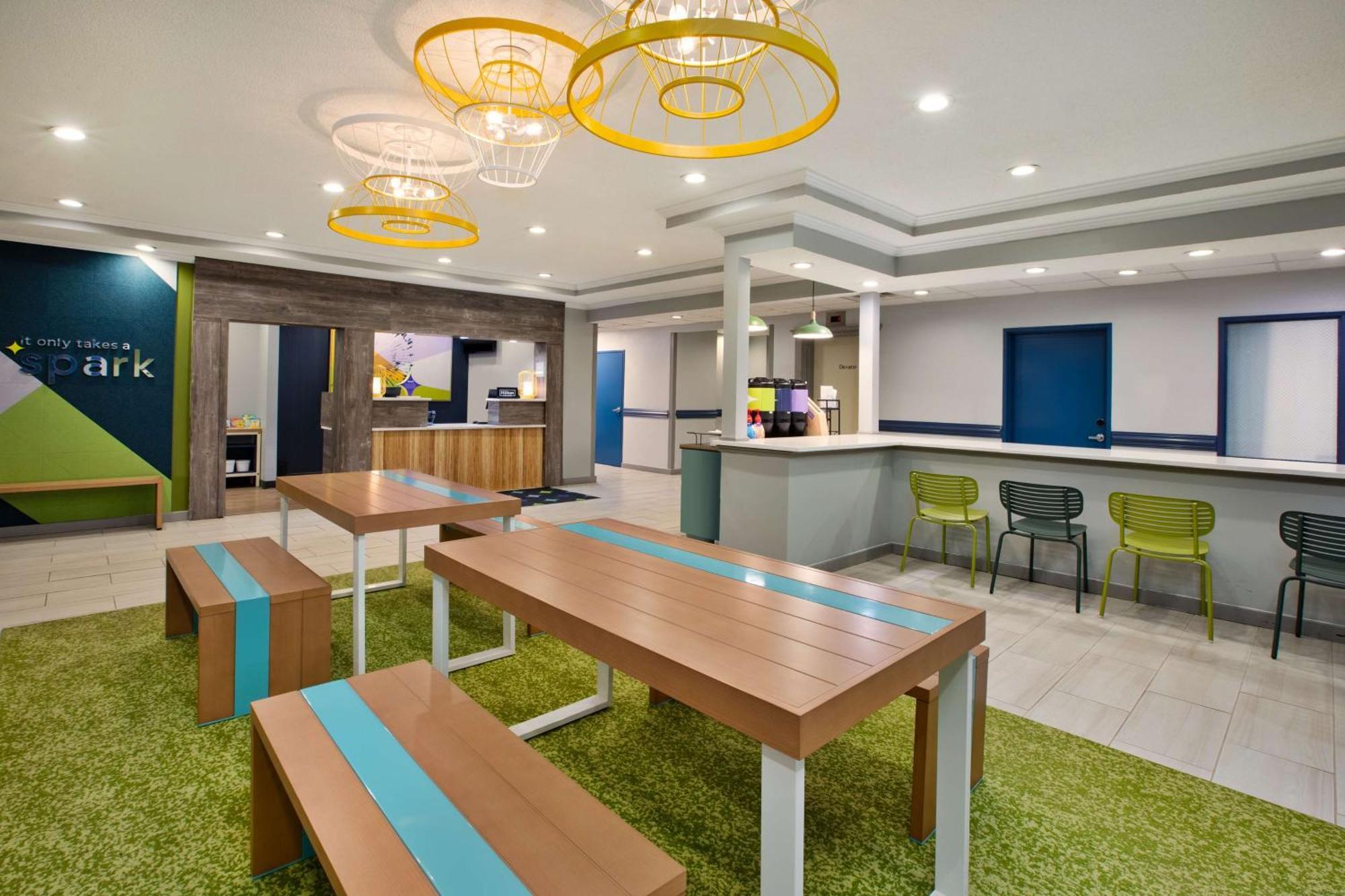 大急流城n /沃克贝蒙特套房酒店 外观 照片
